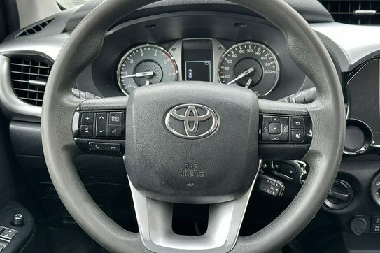 Toyota HiLux Double Cab DLX 4x4