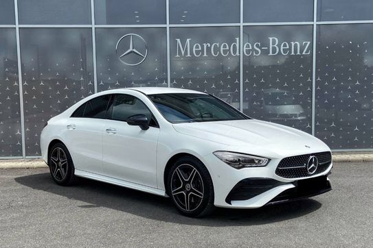 Mercedes CLA 200 AMG Line