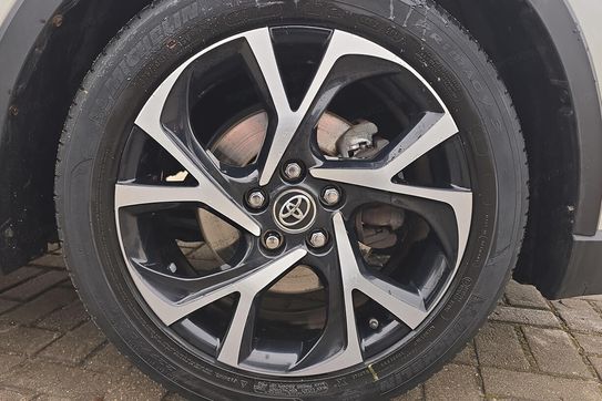 Toyota C-HR 1.8 Hybrid Dynamic