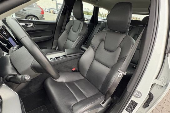 Volvo XC60 B4 D Plus Bright