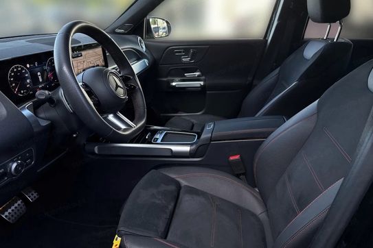 Mercedes GLB 200 mHEV AMG Line 7G-DCT