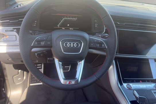 Audi Q8 SQ8 TFSI quattro