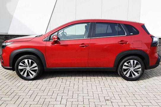 Suzuki S-Cross 1.4 SHVS Elegance 4WD