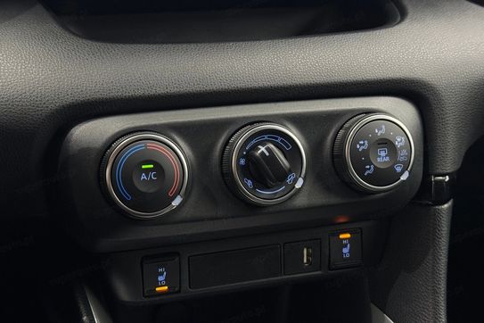 Toyota Yaris 1.5 Comfort