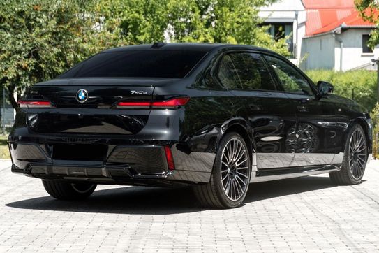 BMW Seria 7 740d xDrive M Sport