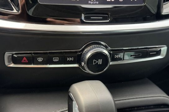 Volvo V60 T6 AWD Plug-In Hybrid Plus Bright