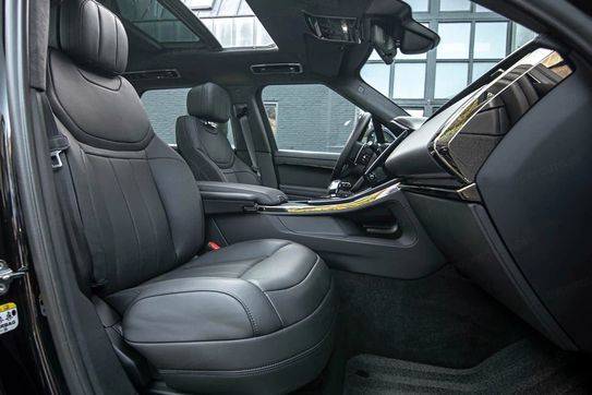 Land Rover Range Rover Sport 3.0 D300 Dynamic SE