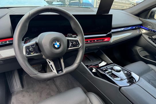 BMW Seria 5 520i M Sport