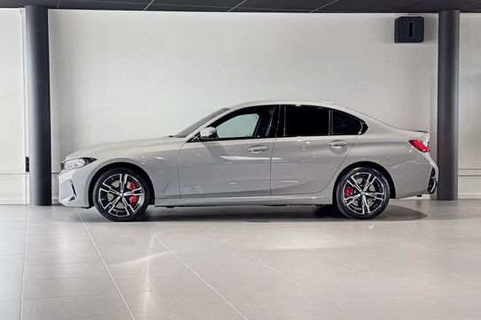 BMW Seria 3 320i xDrive M Sport