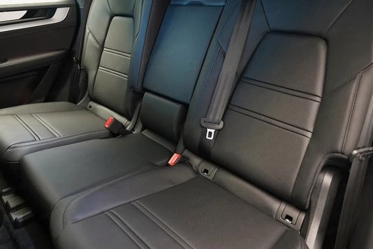 Porsche Cayenne Coupe Black Edition