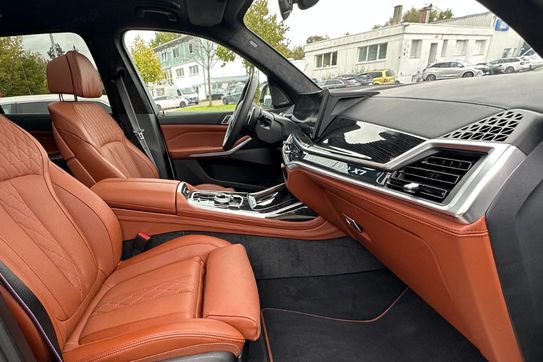 BMW X7 xDrive40d  Individual Edition