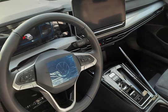 Volkswagen Golf Life Plus 1.5 eTSI mHEV DSG