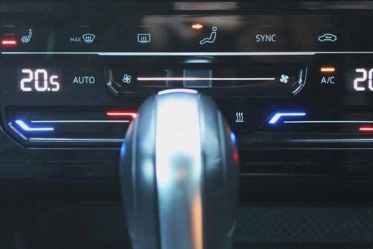 Volkswagen Passat 2.0 TDI 4Mot. Elegance DSG