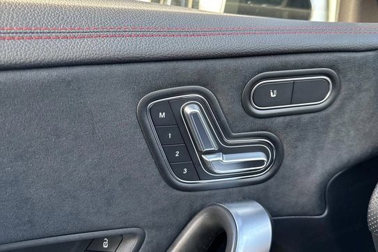 Mercedes CLA 200 AMG Line Shooting Brake