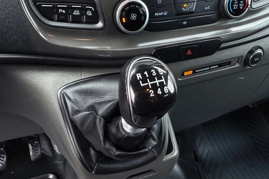 Ford Transit Custom 320 L2H1 Trend