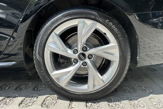 Audi A4 35 TFSI S Line
