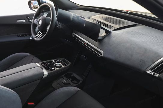 BMW iX xDrive45