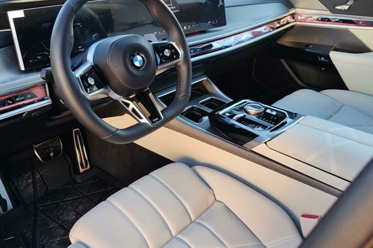 BMW Seria 7 740d xDrive mHEV M Sport sport-aut