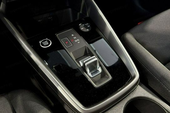 Audi A3 35 TFSI mHEV S tronic