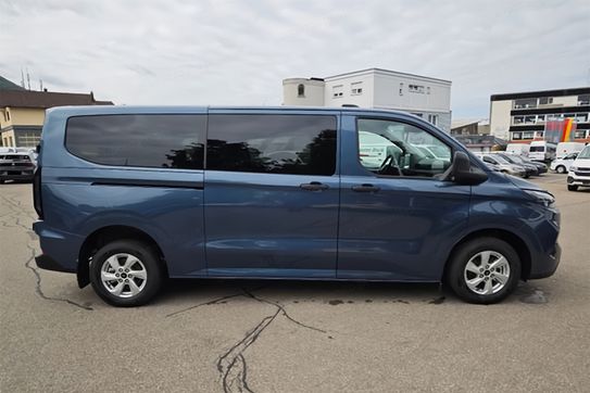 Ford Transit Custom Kombi M1 320 L2H1 Trend A8