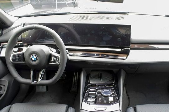 BMW Seria 5 520d M Sport