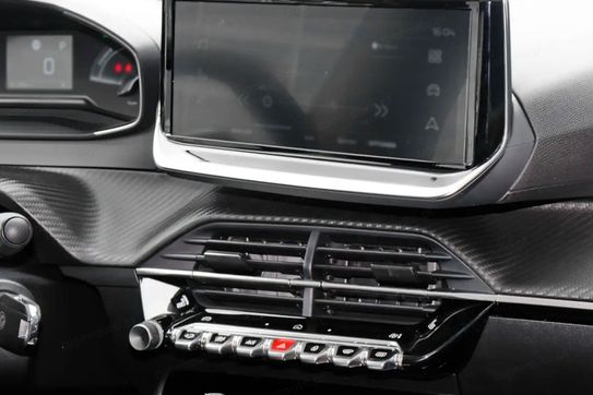 Peugeot 208 Style e-DCS6 1.2 mHEV