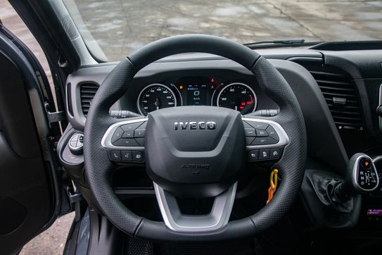 Iveco Daily 70C18HA8/P Hi-Matic Autolaweta Pomoc Drogowa