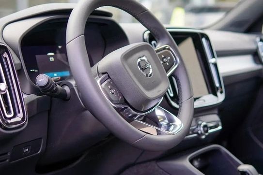 Volvo XC40 B3 Plus Dark