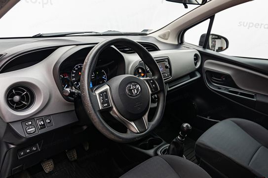 Toyota Yaris Active