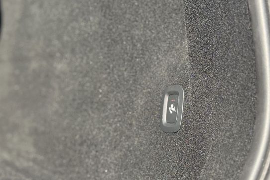 Volvo XC60 B4 D AWD Plus Dark