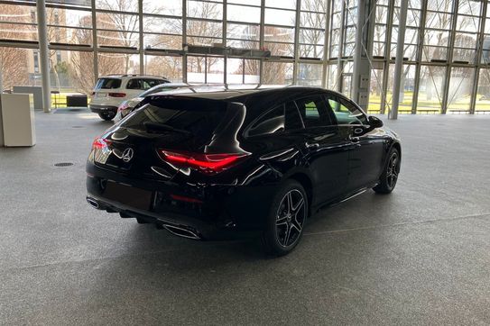 Mercedes CLA 200 d AMG Line Shooting Brake