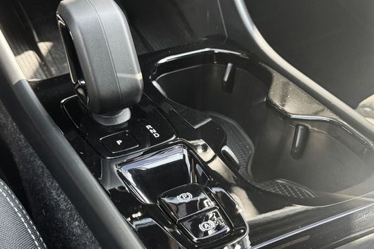 Volvo XC40 B3 Plus Dark