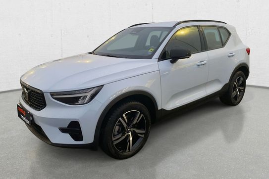 Volvo XC40 B3 Plus Dark aut