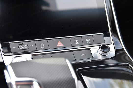 Audi Q7 SQ7 TFSI quattro