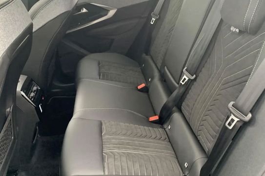 Peugeot 3008 GT Exclusive e-DCS6 1.2 mHEV