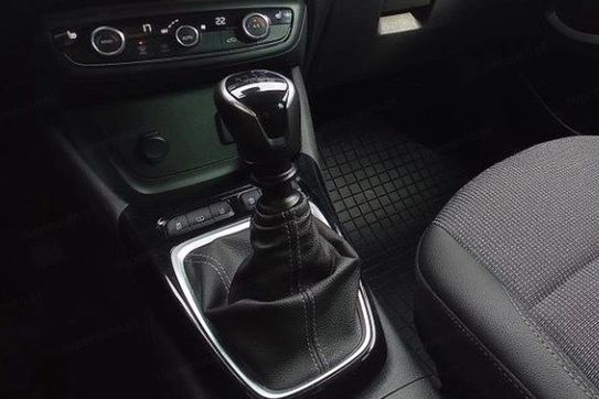 Opel Crossland X 1.2 Elegance