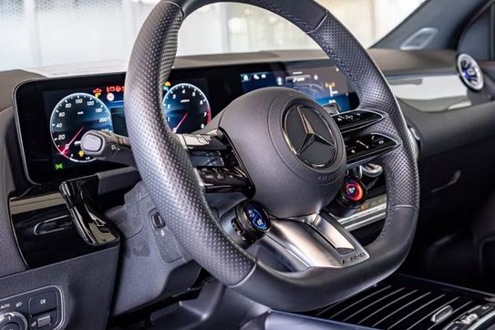 Mercedes GLA AMG 35 4-Matic
