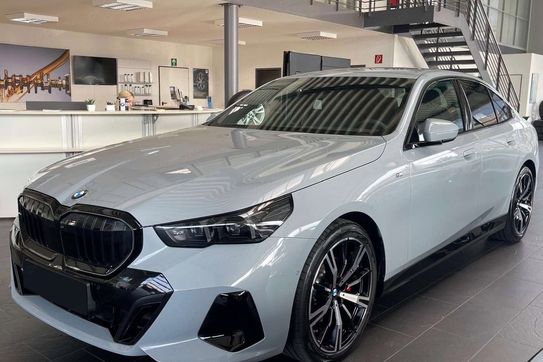 BMW Seria 5 520i M Sport