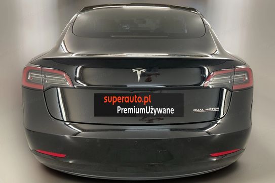Tesla Model 3 RWD