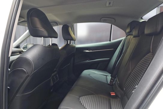 Toyota Camry 2.5 Hybrid Prestige