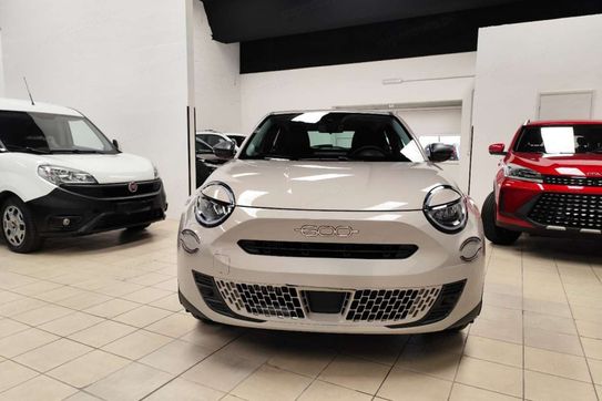 Fiat 600 1.2 Turbo Hybrid eDCT