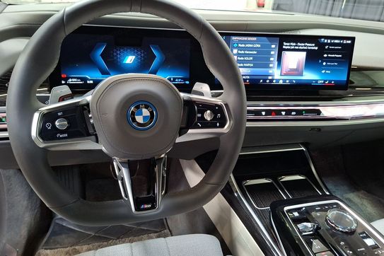 BMW Seria 7 750e PHEV xDrive