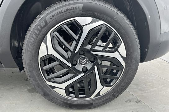 Citroen C4 Shine 1.5 BlueHDI EAT8