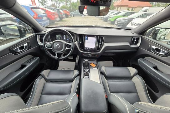 Volvo XC60 B5 B AWD R-Design aut