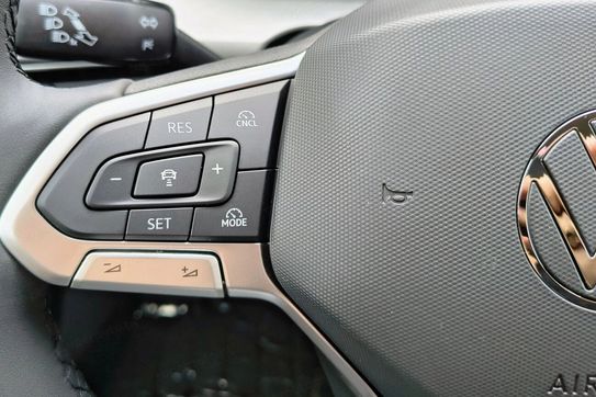 Volkswagen Golf Business 1.5 TSI