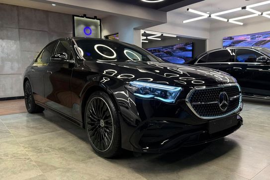 Mercedes Klasa E 220 d  4-Matic AMG