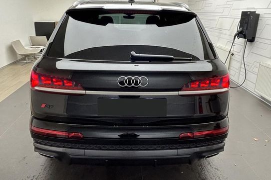 Audi Q7 TDI quattro S Line