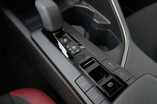 Toyota C-HR PHEV Dynamic Force GR Sport Premiere Edition