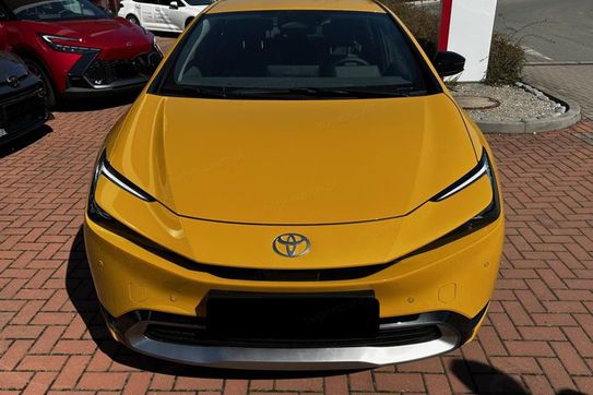 Toyota Prius Prestige 2.0 Hybrid Plug-in