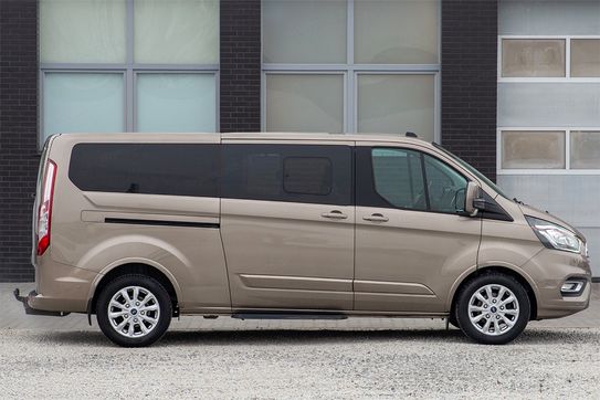 Ford Tourneo Custom L2H1 Titanium X AT